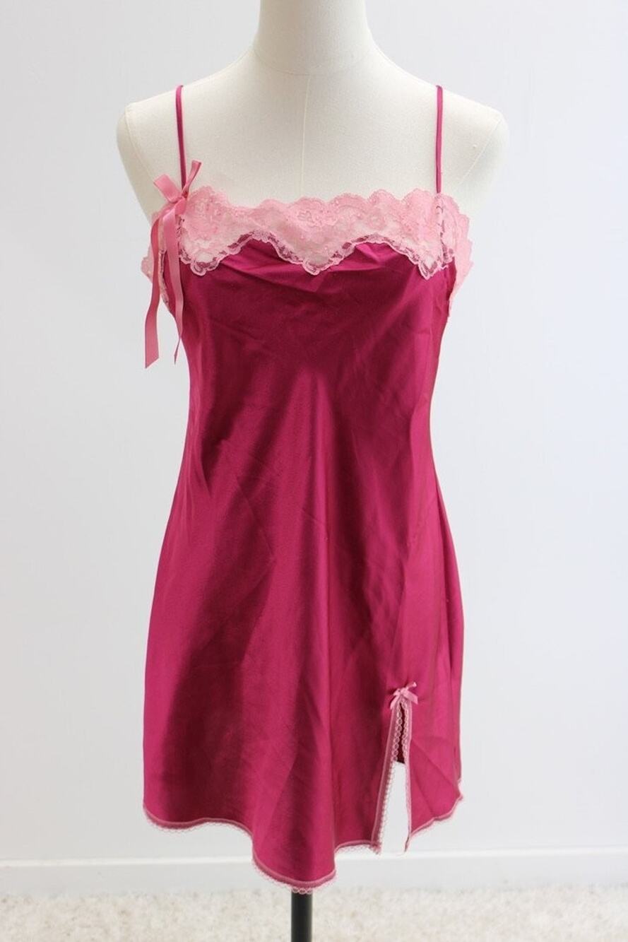 VTG Y2K Victoria's Secret Angels Nightie M Slippery Satin Magenta Pink Coquette